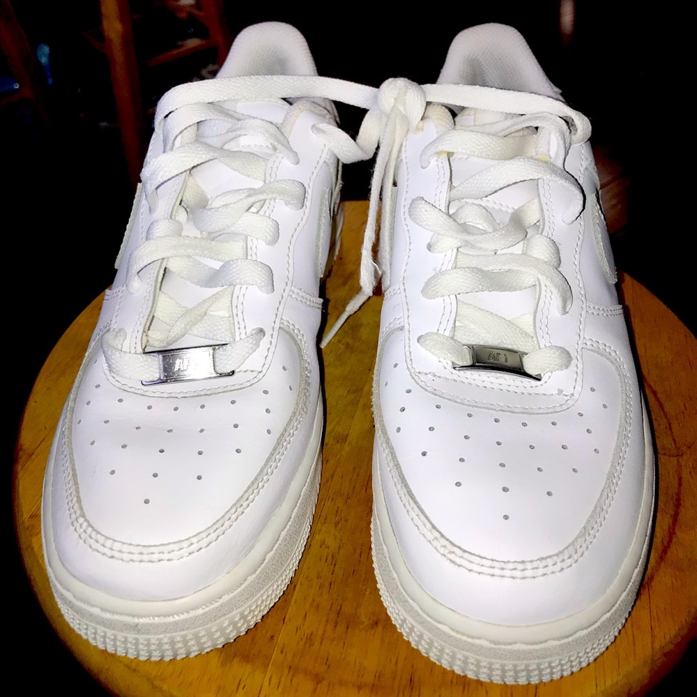 Air Force 1 White Uptown Size 6Y